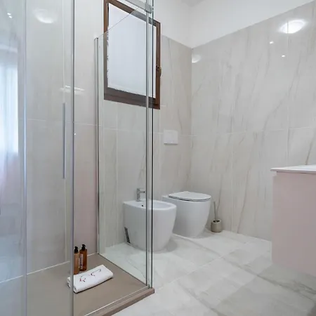 Venetian Velvet Apartment *